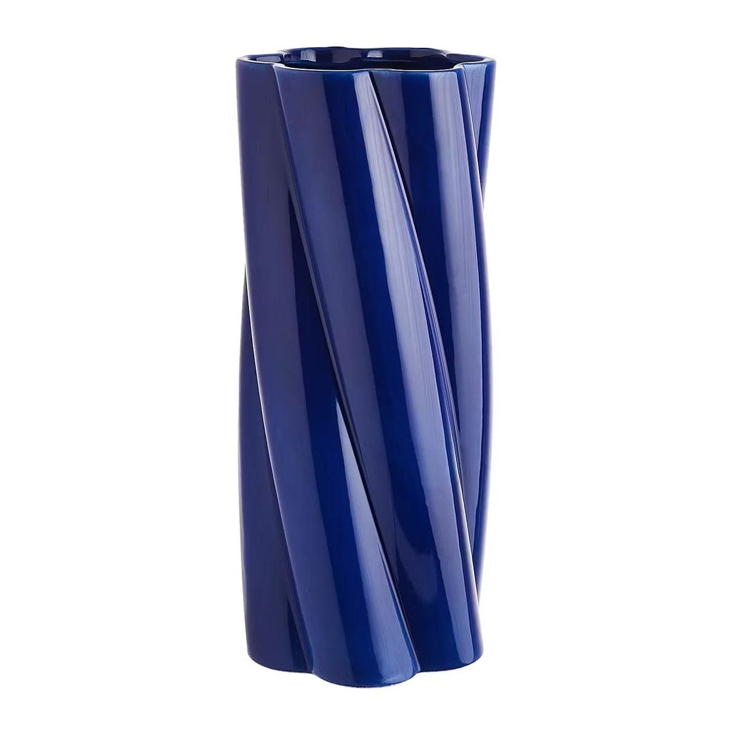 TWIST Vase – Skulpturel Keramikvase med moderne Spiraldesign