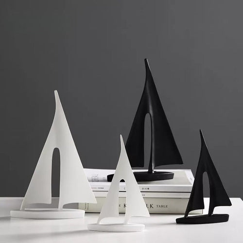 Maritim Sejlbåd Skulptur - Elegant Hjemmedekoration