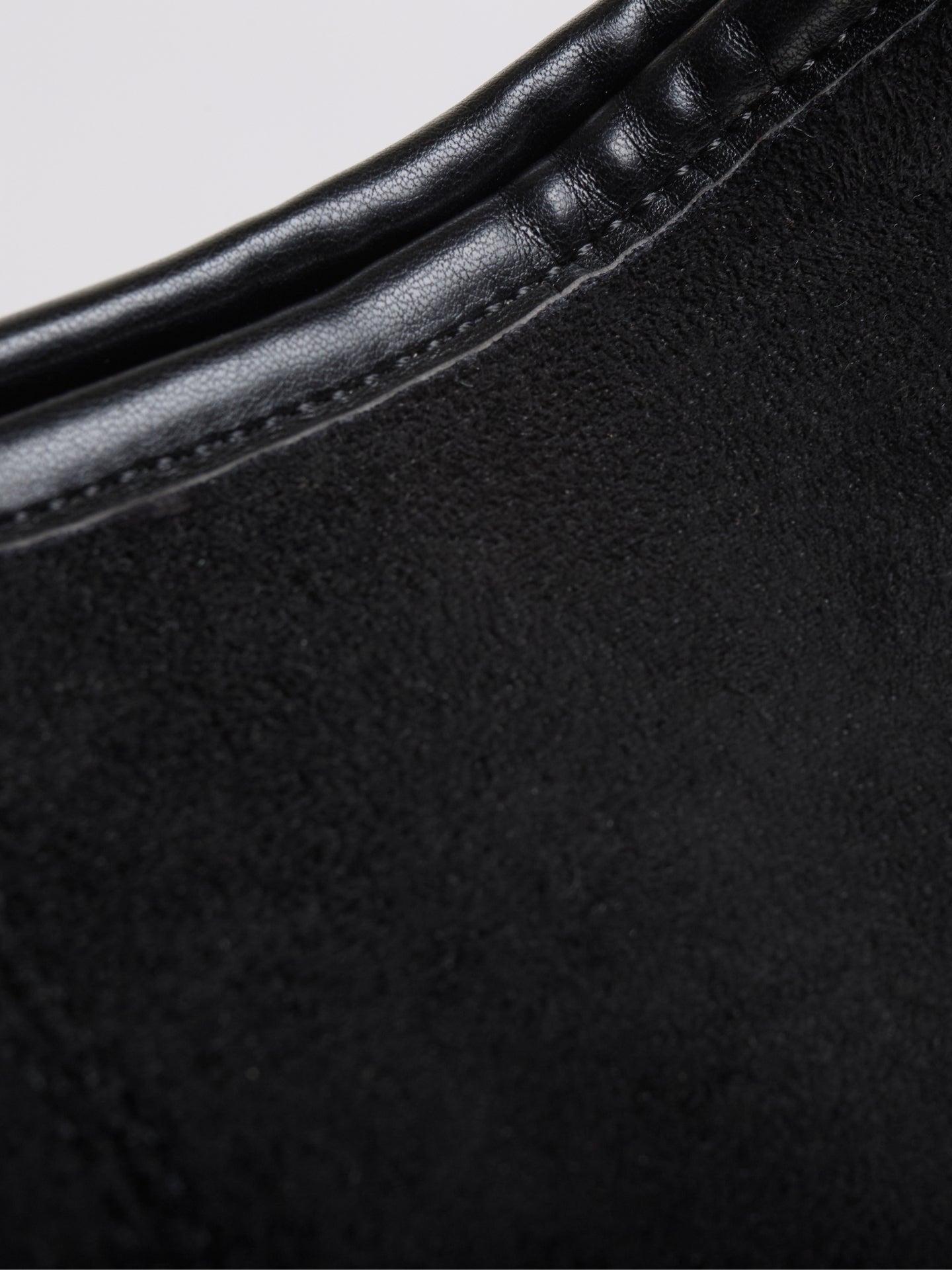 Suede Shoulder Bag™ – Skuldertaske