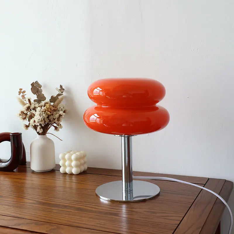 Ikonisk Design Bordlampe i Bauhaus Stil – Stemningsfuld, Tidøs og Elegant