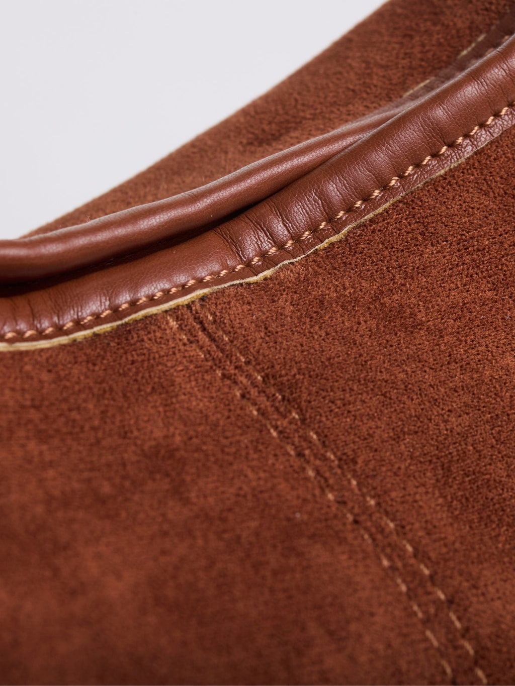 Suede Shoulder Bag™ – Skuldertaske