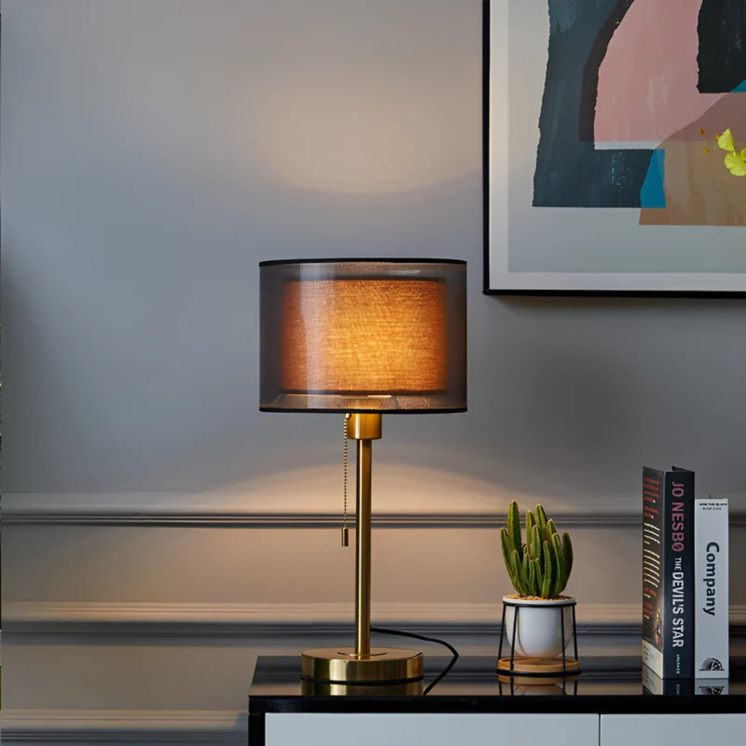 Vintage Bordlampe med Dobbelt Stofskærm til Varm Ambient Lys LED