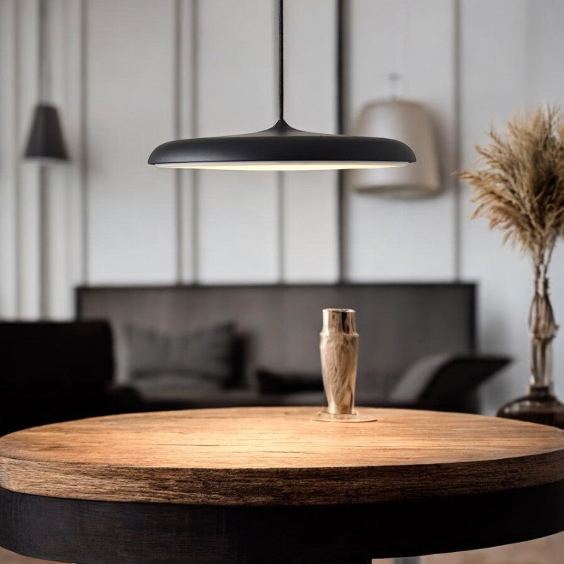 Nordic Glow LED Pendellampe – Elegant Skandinavisk Lysdesign