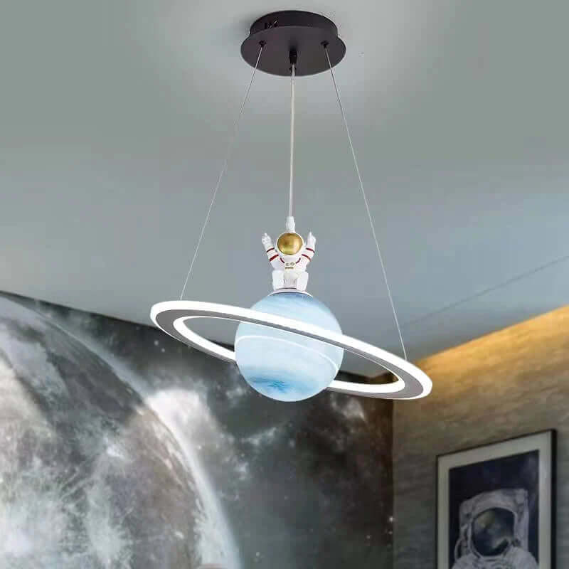 Børns LED Pendelampe i Planet Stil – Magisk Atmosfære