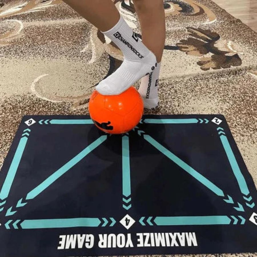 Fodbold Pro Træningsmåtte Med Video Træningsprogram | Petprovac