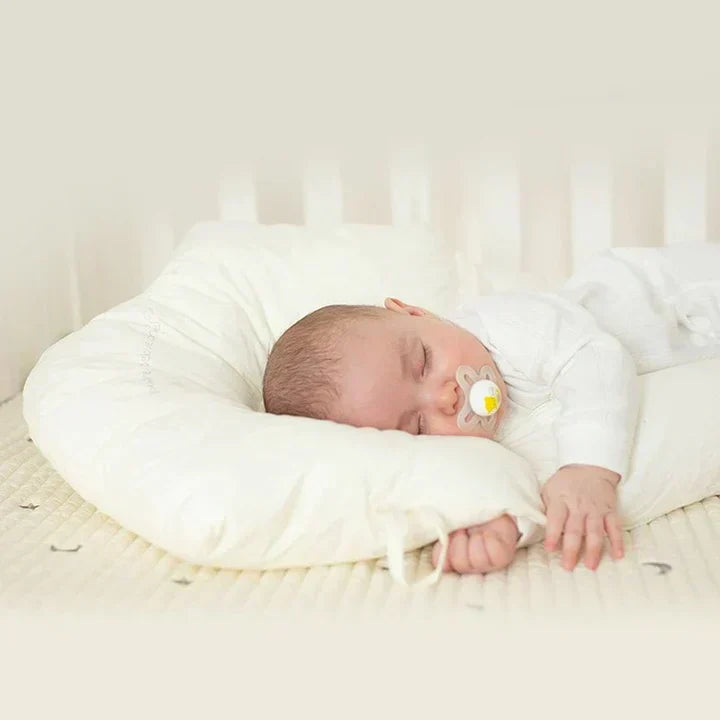 Ergonomisk Baby Krammepude – Antibakteriel Sovepude til Sikker Baby Søvn