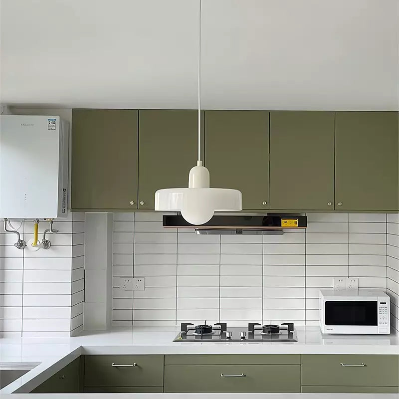 Liora Bauhaus Farvet Glas Pendelampe med Justerbar Højde | Petprovac