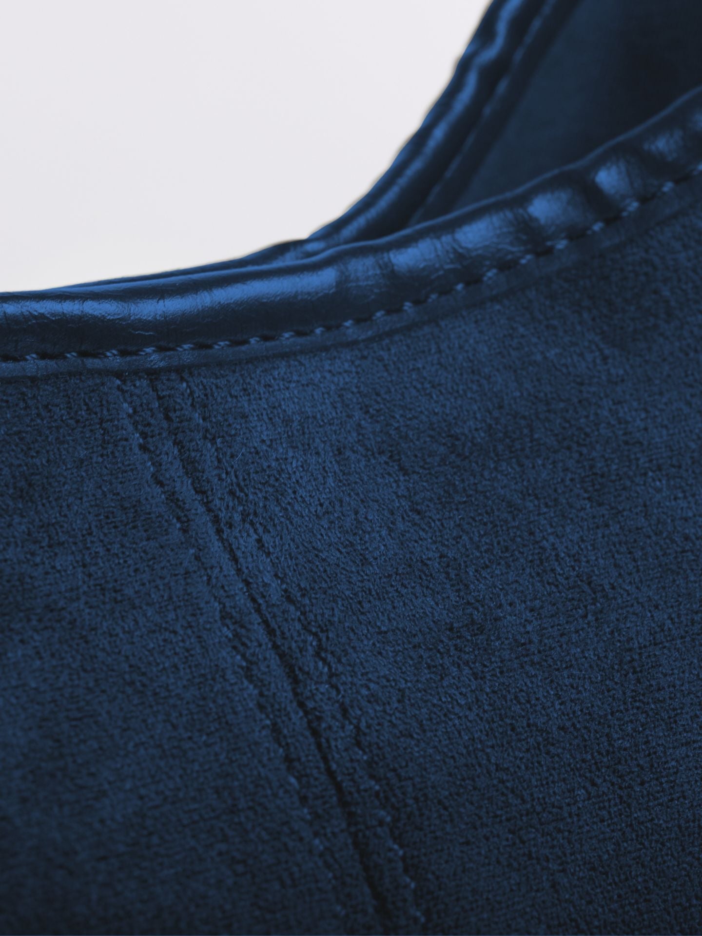 Suede Shoulder Bag™ – Skuldertaske
