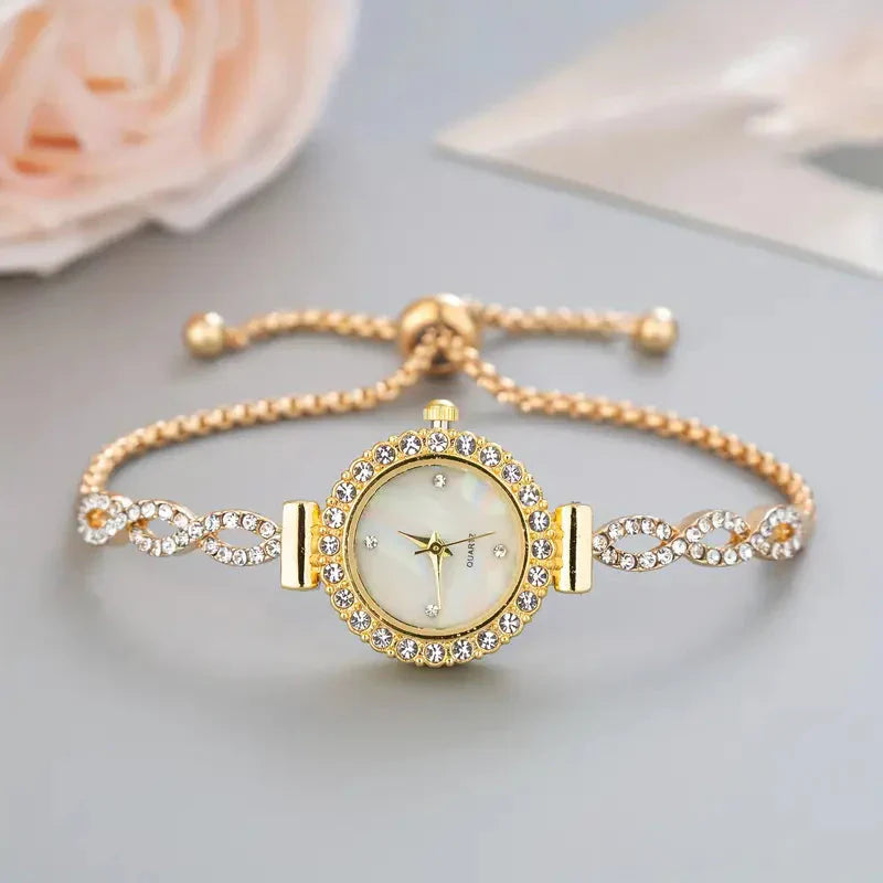 Elegant Dame Armbåndsur – Krystal Detaljer og Tidøs Luksus