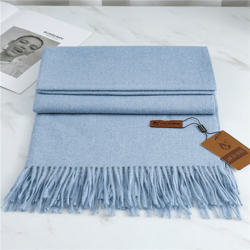 Cashmere tørklæde med frynser for varme og elegance