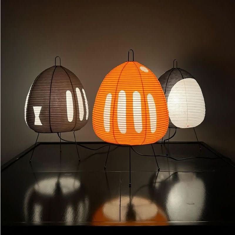 Bordlampe med Rispapir Skærm og Japansk Inspireret Design
