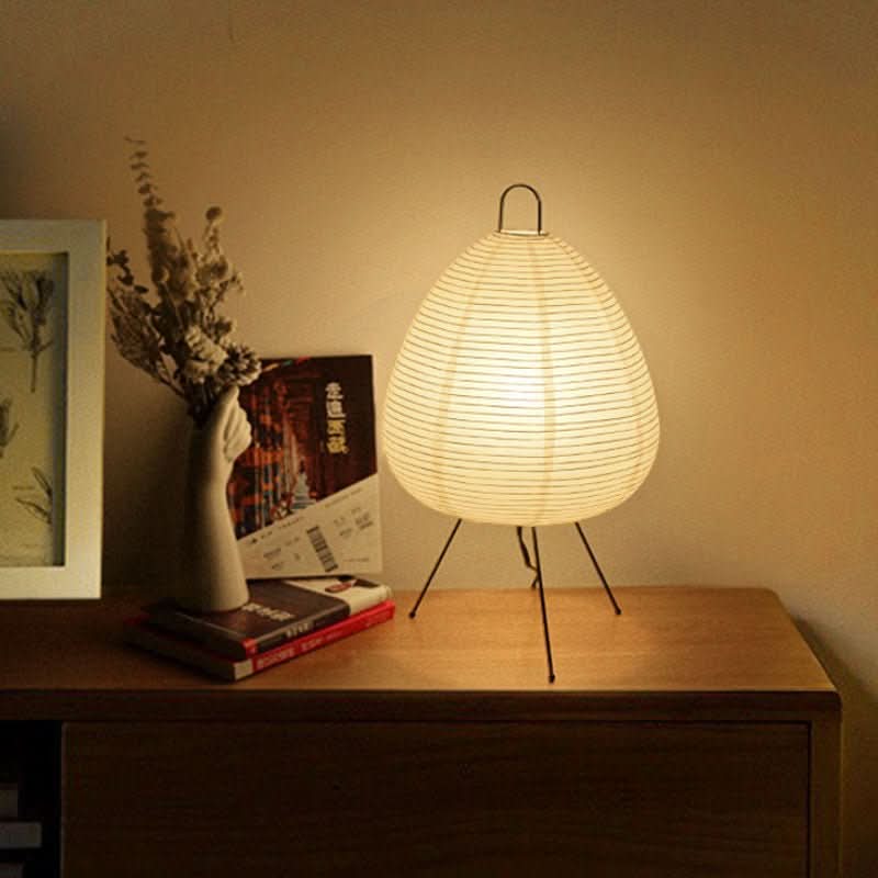 Bordlampe med Rispapir Skærm og Japansk Inspireret Design