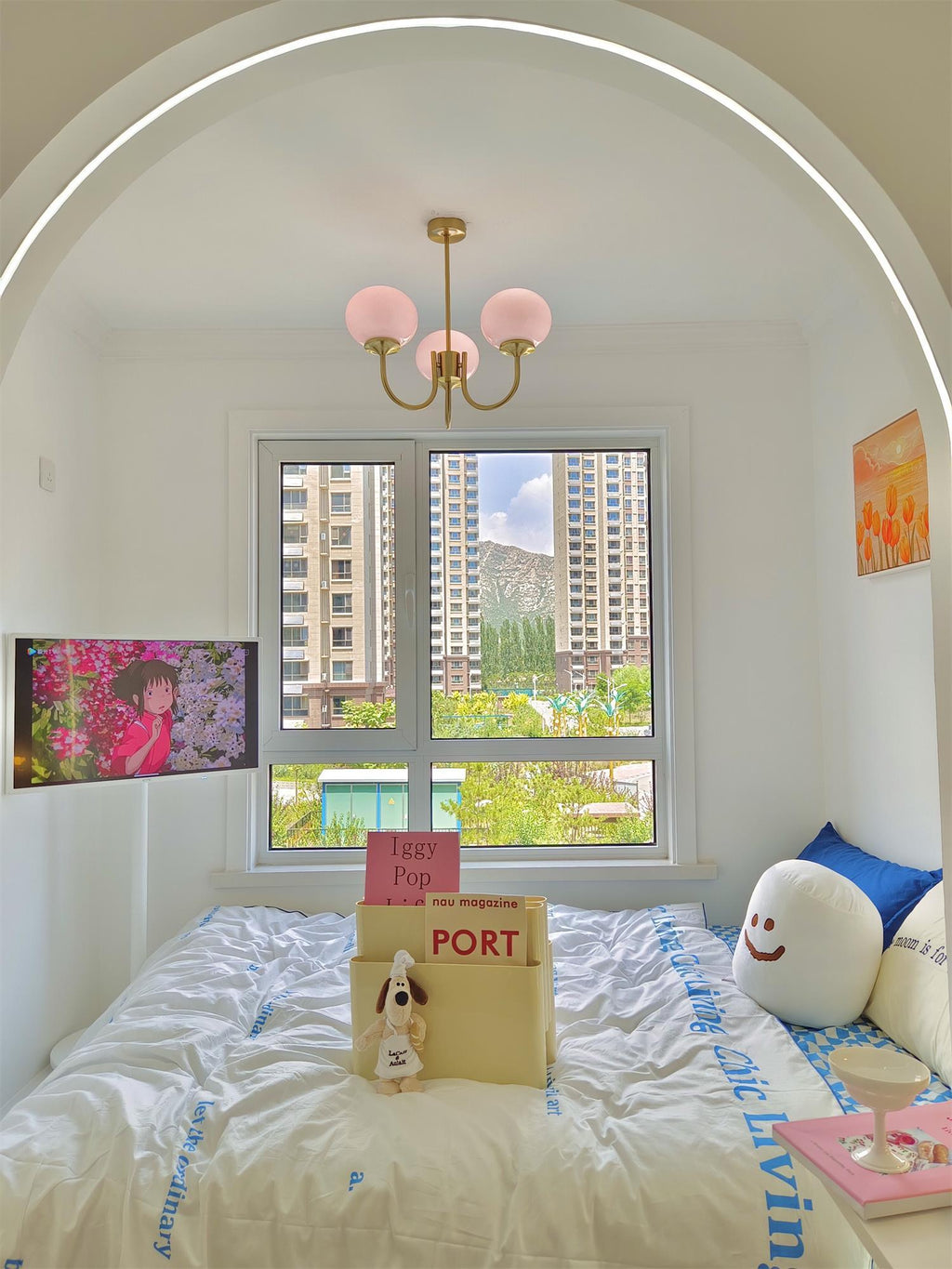 Alora Marshmallow Glam Chandelier Med Lys Rosa Glas