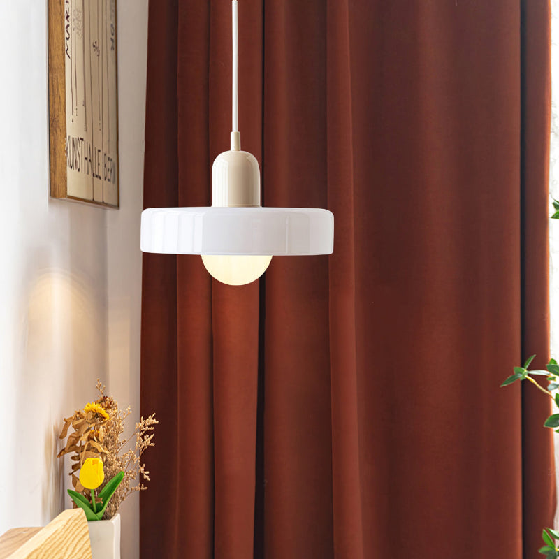 Bauhaus Aurelo Farvet Glas Pendellampe Til Spisestuer