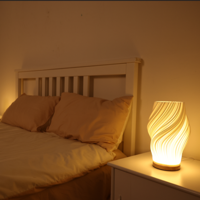 Serene Wave Dæmpbar Lampe – Skab den Perfekte Atmosfære i Dit Interiør