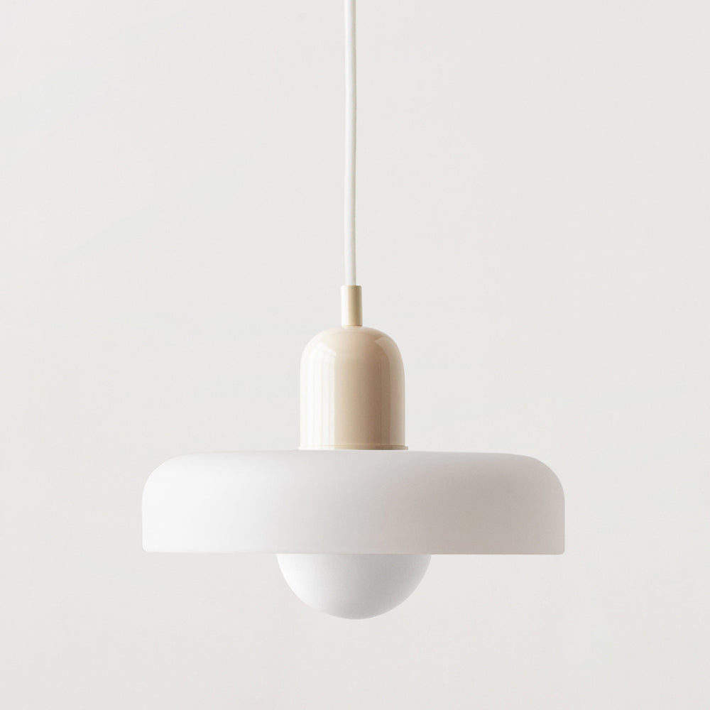 ColorLoop Pendant – Kunstnerisk Bauhaus Hængelampe med Varmt Lys
