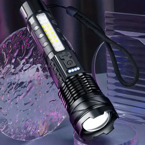 Højtydende militær lommelygte med 5000 lumen