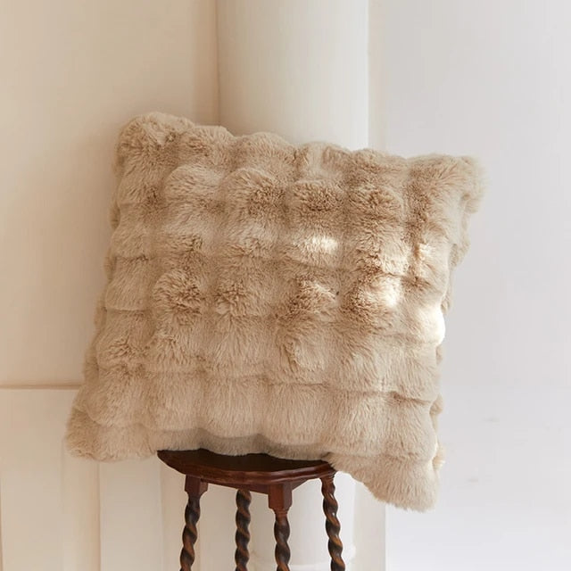 VeloraWeave Kanin Faux Fur Plaid Til Hyggelig Varme I Hjemmet