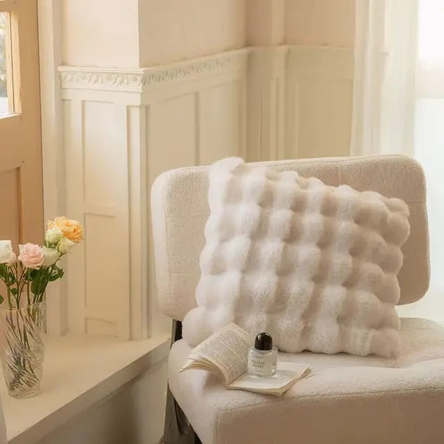VeloraWeave Kanin Faux Fur Plaid Til Hyggelig Varme I Hjemmet
