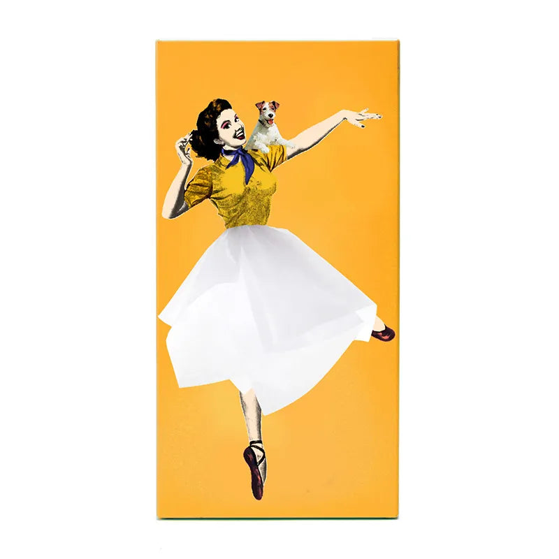Kevara Mindeske Tissueskasse med Vintage Pin-Up Kjole Designs i Træfinish