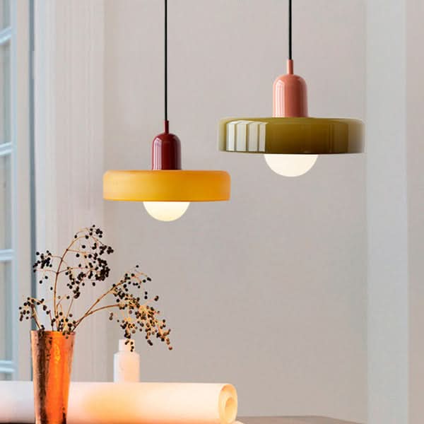 Bauhaus Pendellampe i Farget Glas med Justerbart Ophæng