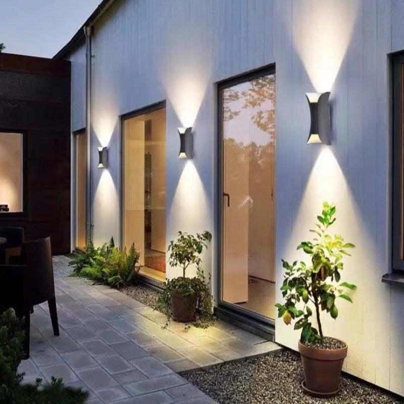 Arcora Curve Udendørs Væglampe Med LED IP65 Hardwired