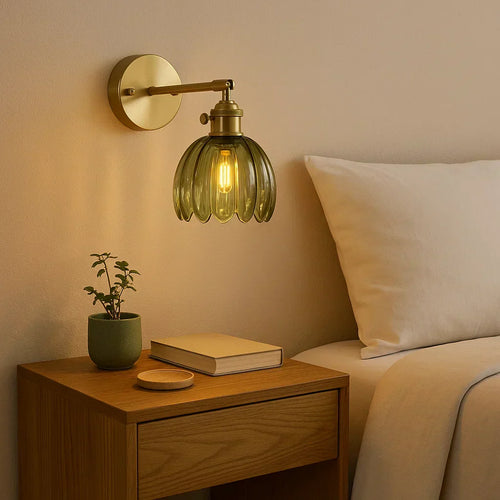 Retro Væglampe med Tulipan Glas Skærm | Vintage Stil