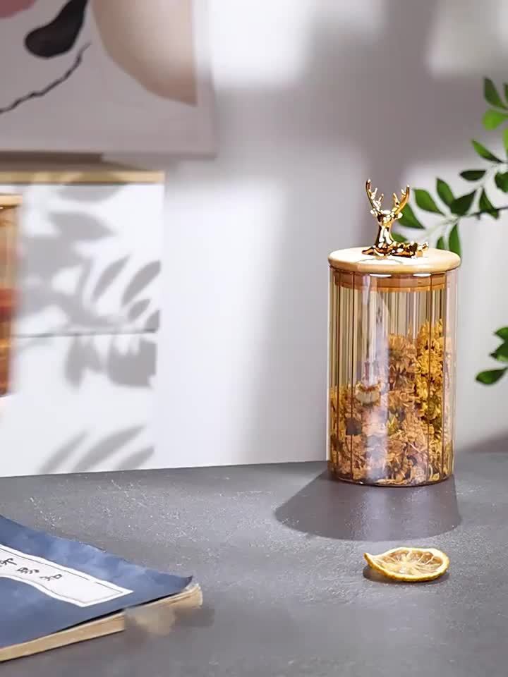 Elowen Stag Amber Finish Glasbeholdere Sæt Af Tre Med Guld Låg