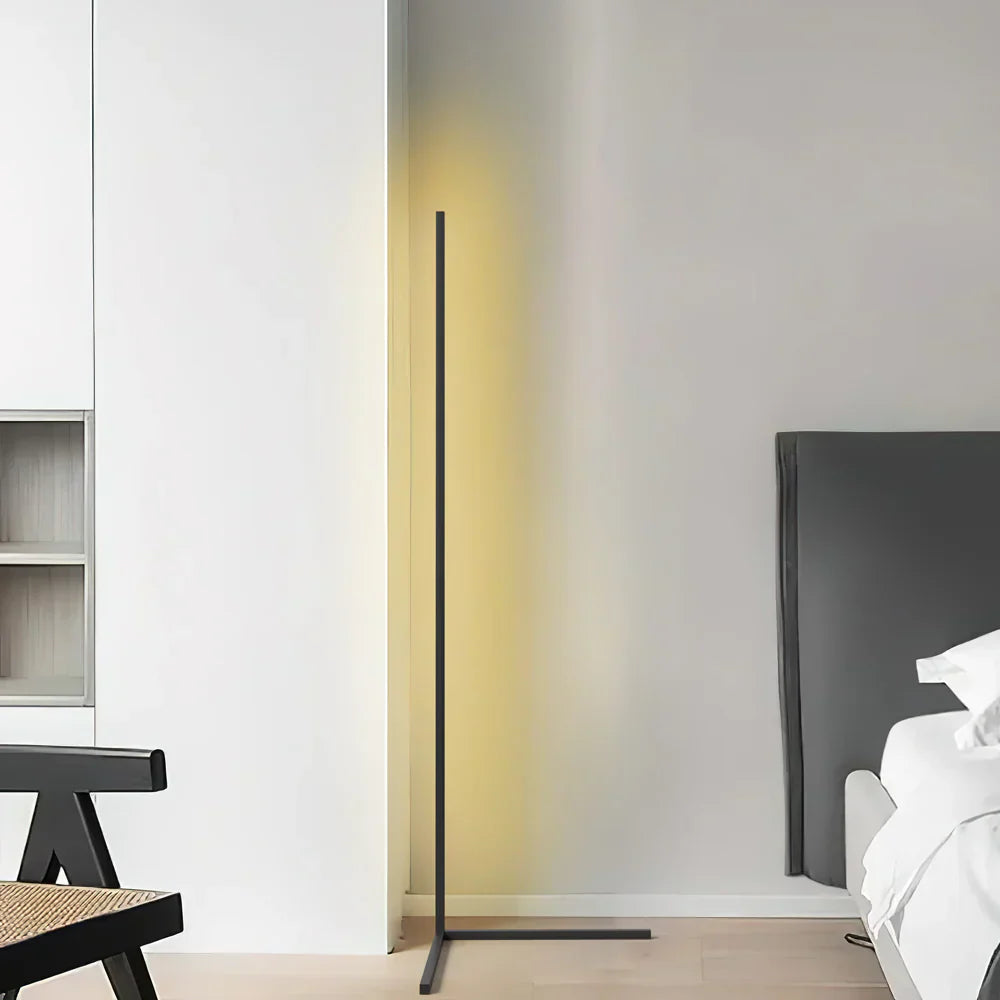 Minimalistisk LED Gulvlampe med Dæmpbare Lystilstande og Moderne Lineært Design