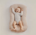 Alsidig Ortopædisk Baby Pude – Blød & Åndbar Støtte