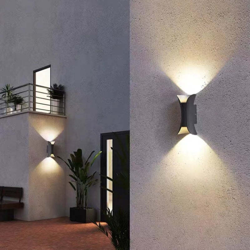Arcora Curve Udendørs Væglampe Med LED IP65 Hardwired