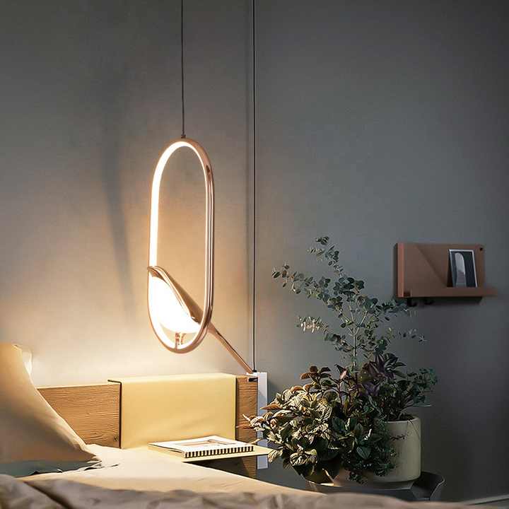 Moderne Pendelampe med Gyldent Fugl Design