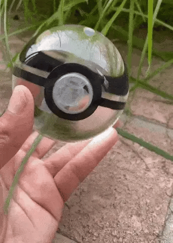 Pokie Bol™ | Fortryl dine pokemoner i din sfære