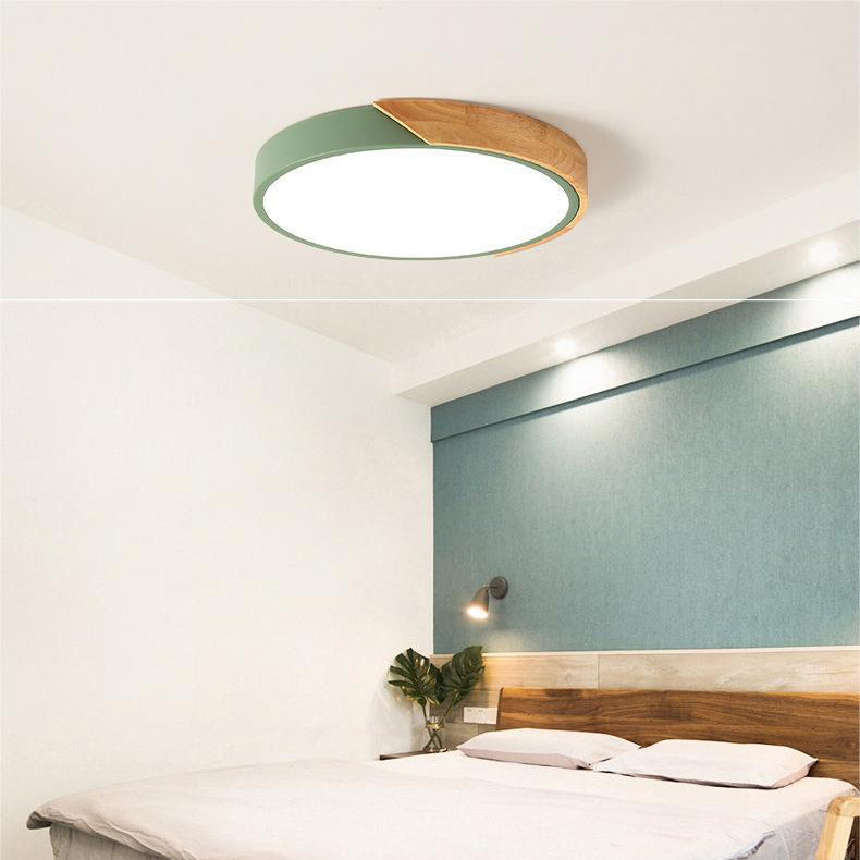 Aelora | Nordisk Træ Cirkulær Loftlampe med Varm Glød