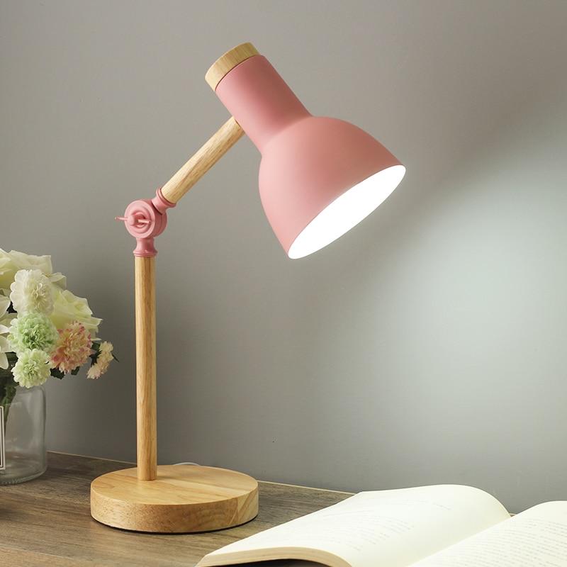 Skandinavisk Træ Skrivebordslampe med Foldbart Design