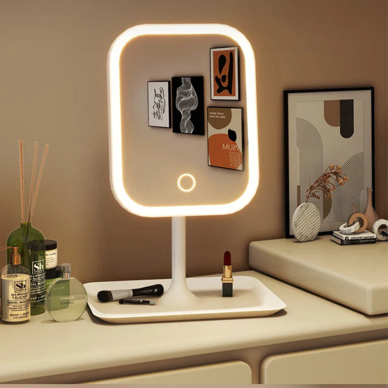 Spejl med lys | LED kosmetikspejl med belysning | Beautiq