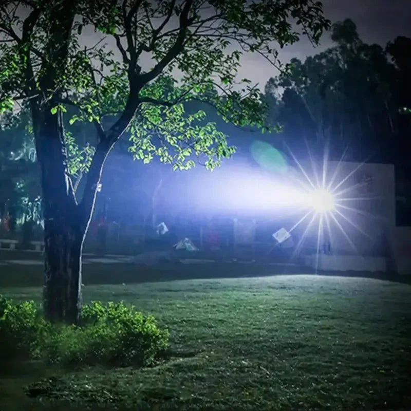 XH-P50 90000 Lumen Lommelygte