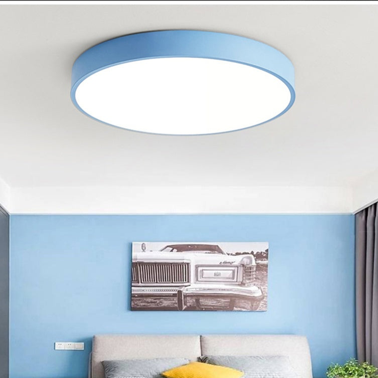 Aelora | Nordisk Træ Cirkulær Loftlampe med Varm Glød
